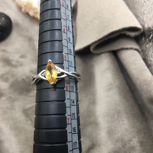 10k white gold citrine ring - Picture 15 of 15